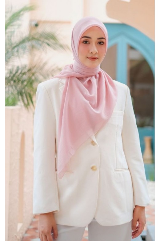 Hijab Segi 4 Voal Anabela Eyelash Dusty Pink